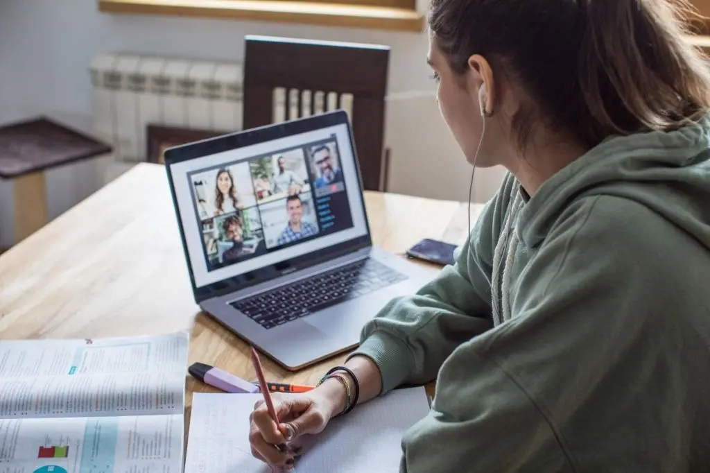 Top 12 Free Online Tools & Resources for Students